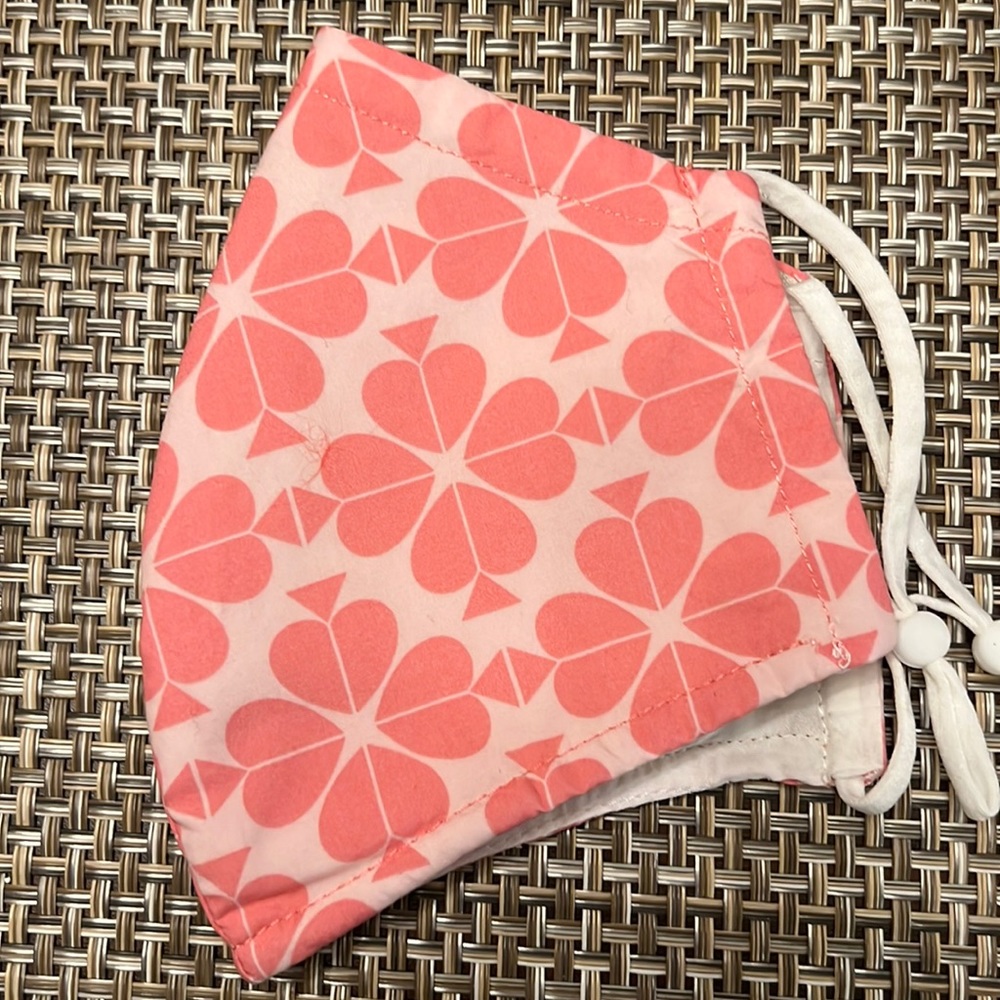 Kate Spade Face Mask Pink Hearts Spades | Brand New without tag or bag